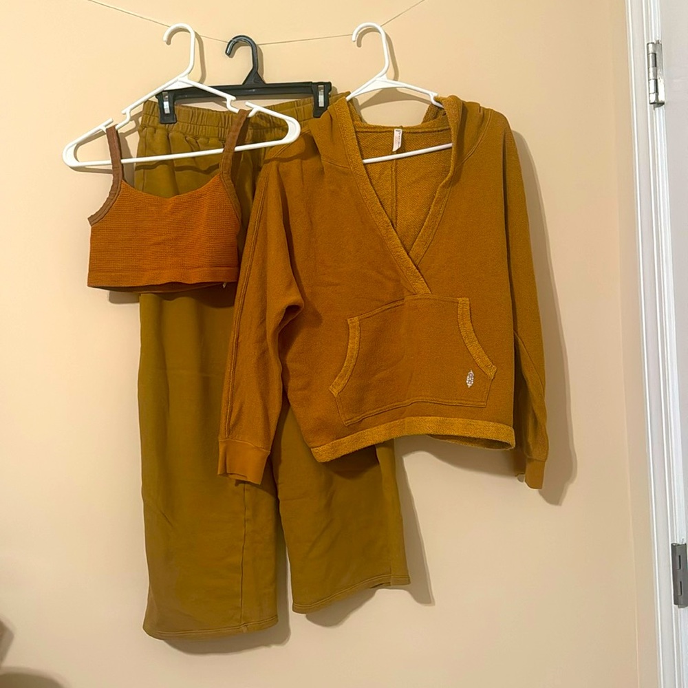 Free People Movement Mismatching/Matching Lounge Set (Bundle)